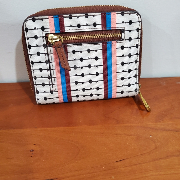 Fossil Wallet Trio with Stripes and Patterns - Picture 11 of 13